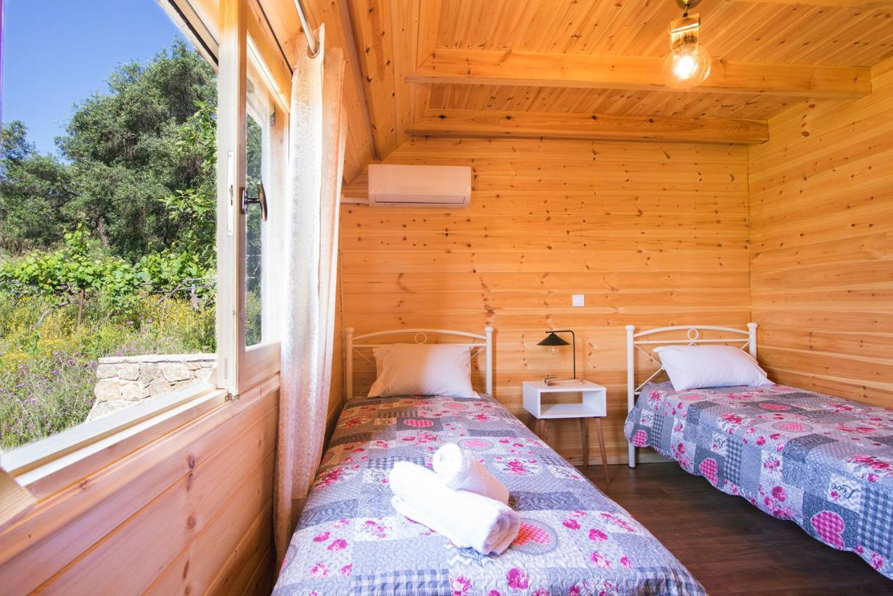 Romantic Tree House Kato Pavliana Exterior foto